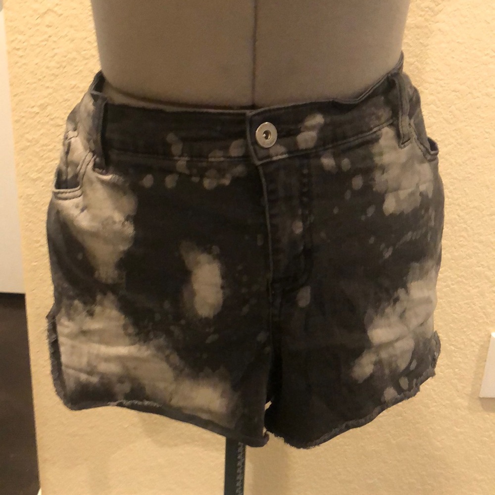 Torrid bleach splotched jean shorts